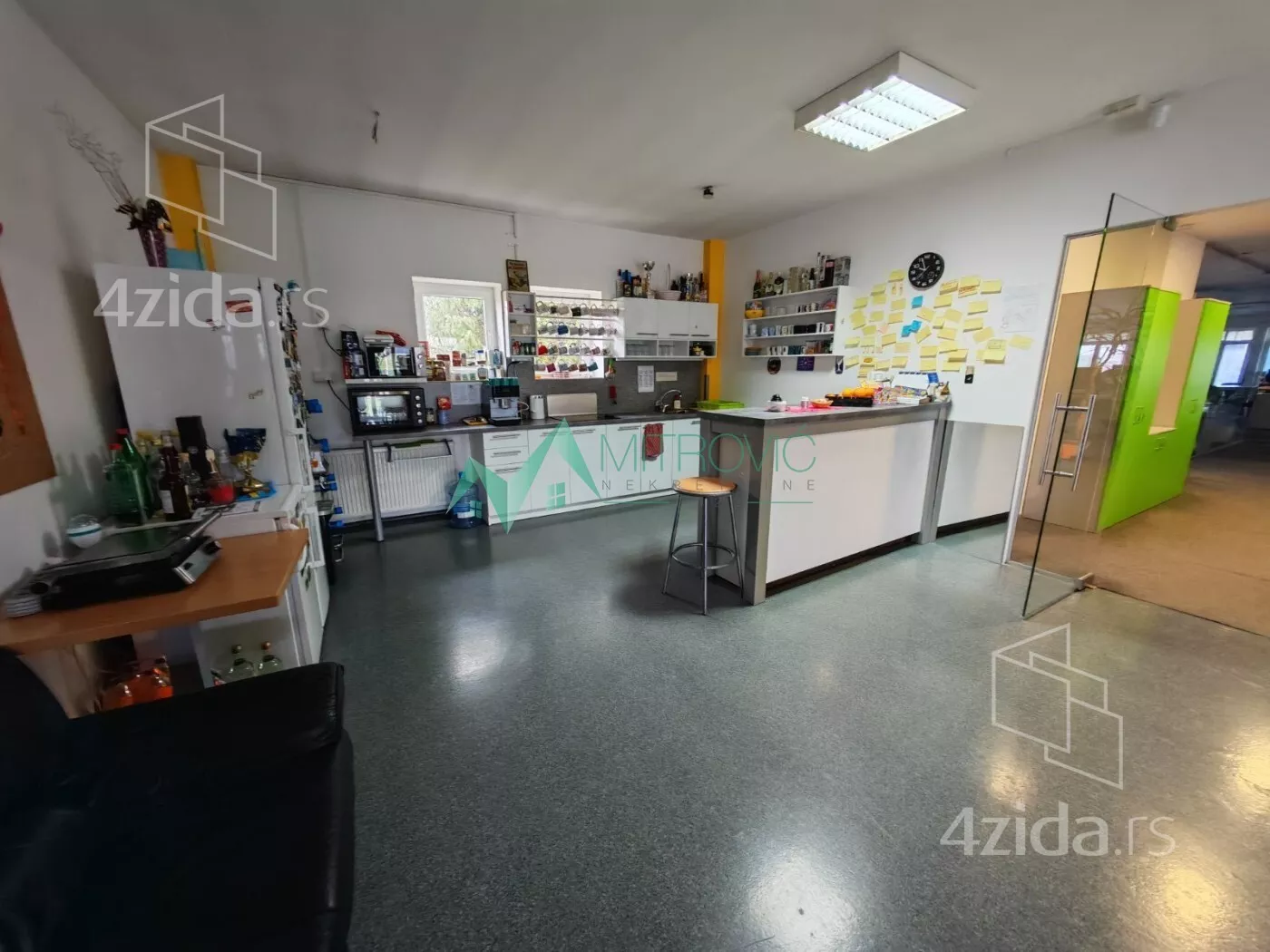 Poslovni prostor | 4zida