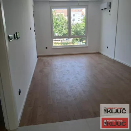 Bulevar Patrijarha Pavla (Somborski Bulevar) | 4zida.rs