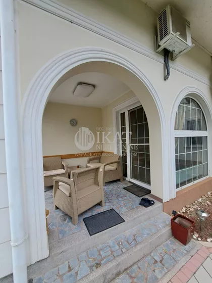 Novi Banovci | 4zida.rs