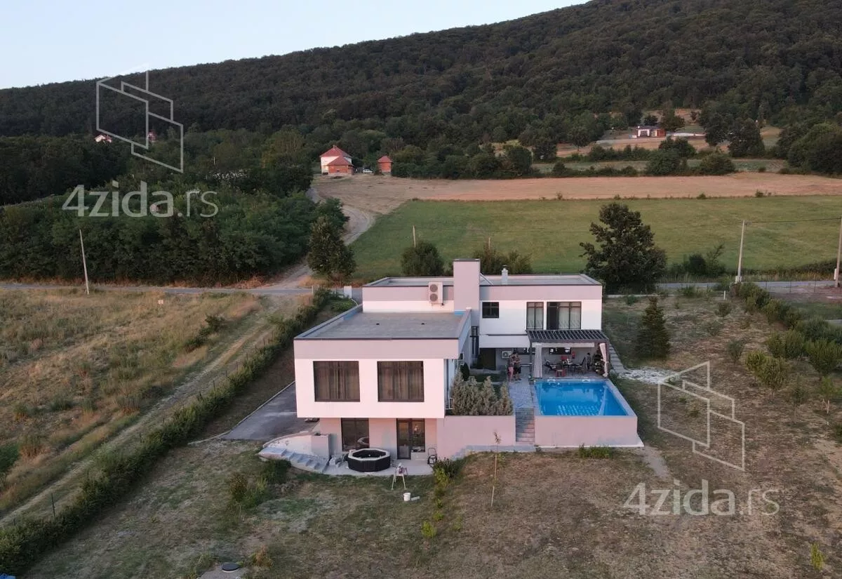 Kuća | 4zida