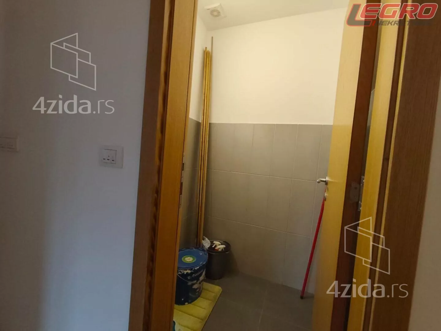 Petosoban stan | 4zida