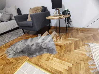Cara Dušana | 4zida.rs