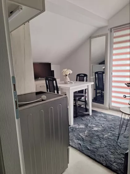 Lipovačka 10 | 4zida.rs