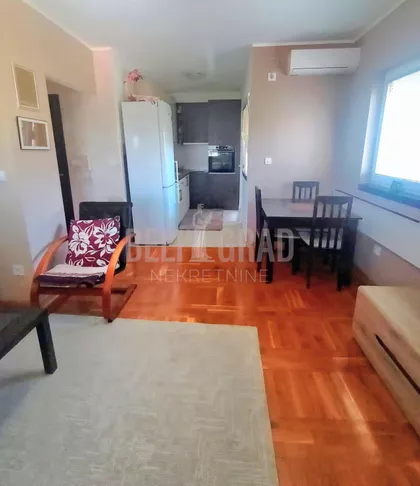 Prvoboraca | 4zida.rs