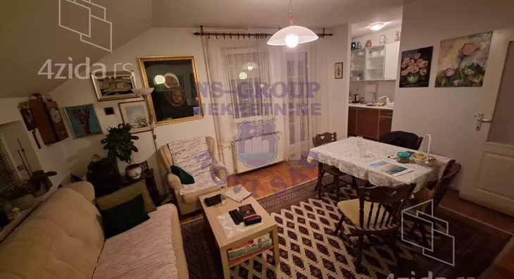 Troiposoban stan | 4zida