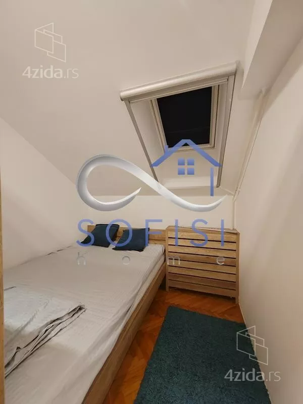 Četvoroiposoban stan | 4zida