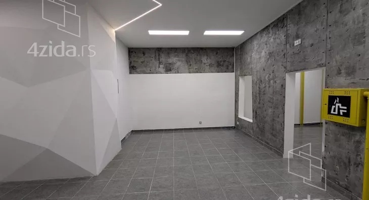 Poslovni prostor | 4zida