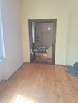 Šestoiposoban stan | 4zida
