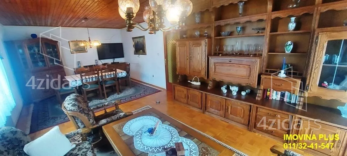 Kuća | 4zida