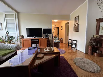 Pariske komune | 4zida.rs