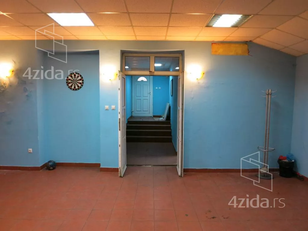 Lokal | 4zida