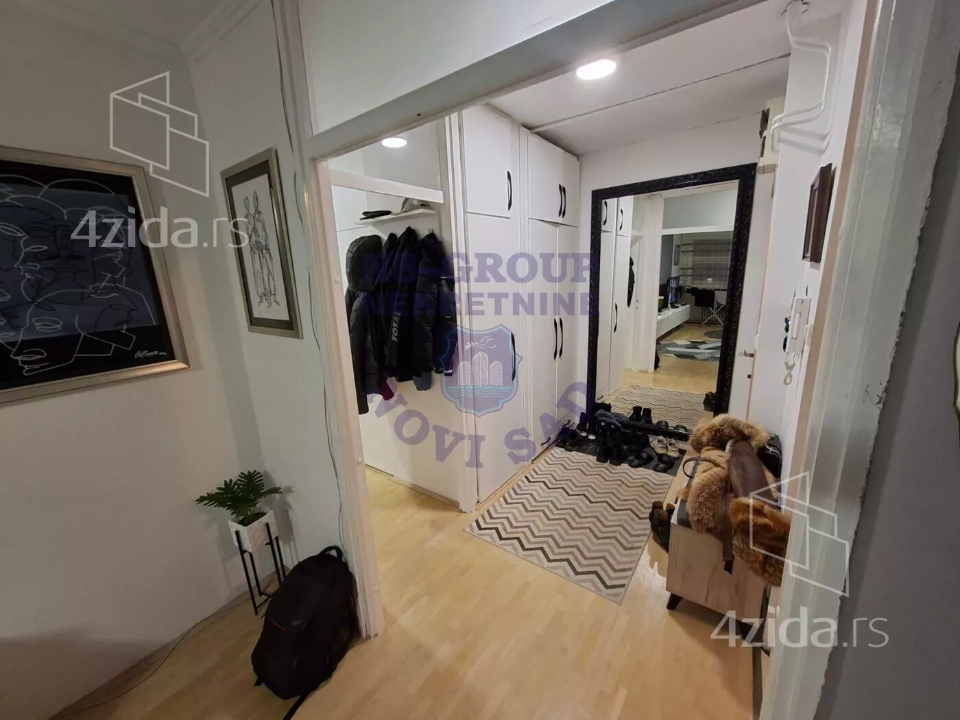 Troiposoban stan | 4zida