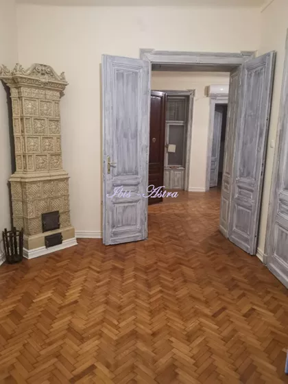 Francuska | 4zida.rs