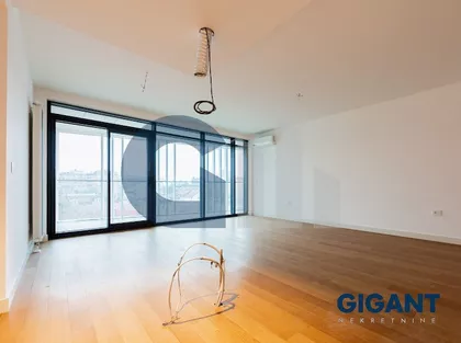 Milana Rakića | 4zida.rs