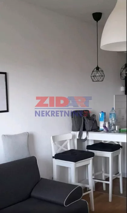 Vojvode Vlahovića Zvezdara | 4zida.rs