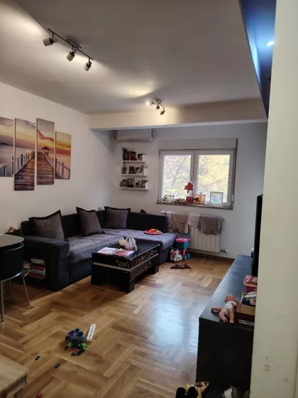 Samjuela Beketa | 4zida.rs