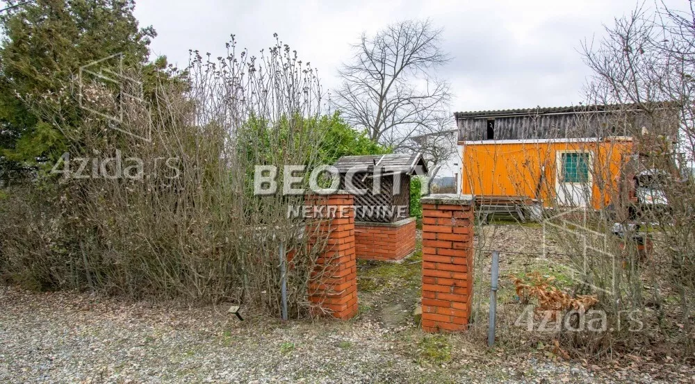 Plac | 4zida