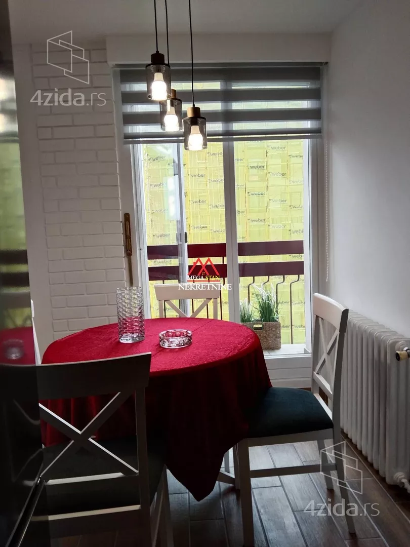 Troiposoban stan | 4zida