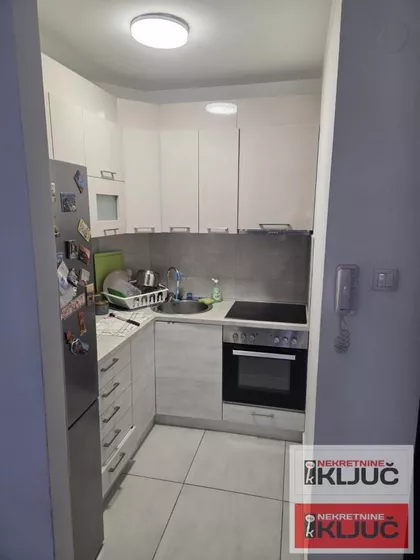 Novo Naselje | 4zida.rs
