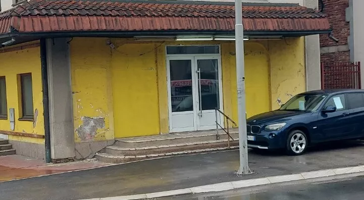 Poslovni prostor | 4zida