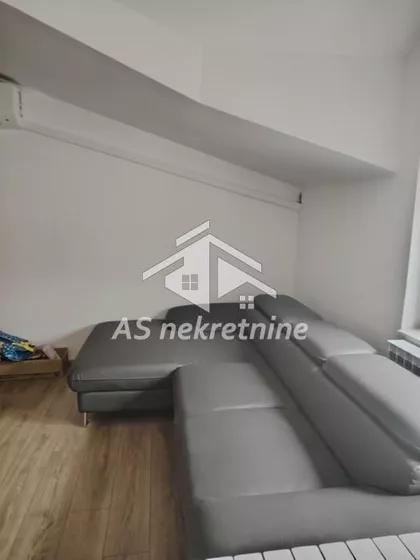 Lekino Brdo | 4zida.rs
