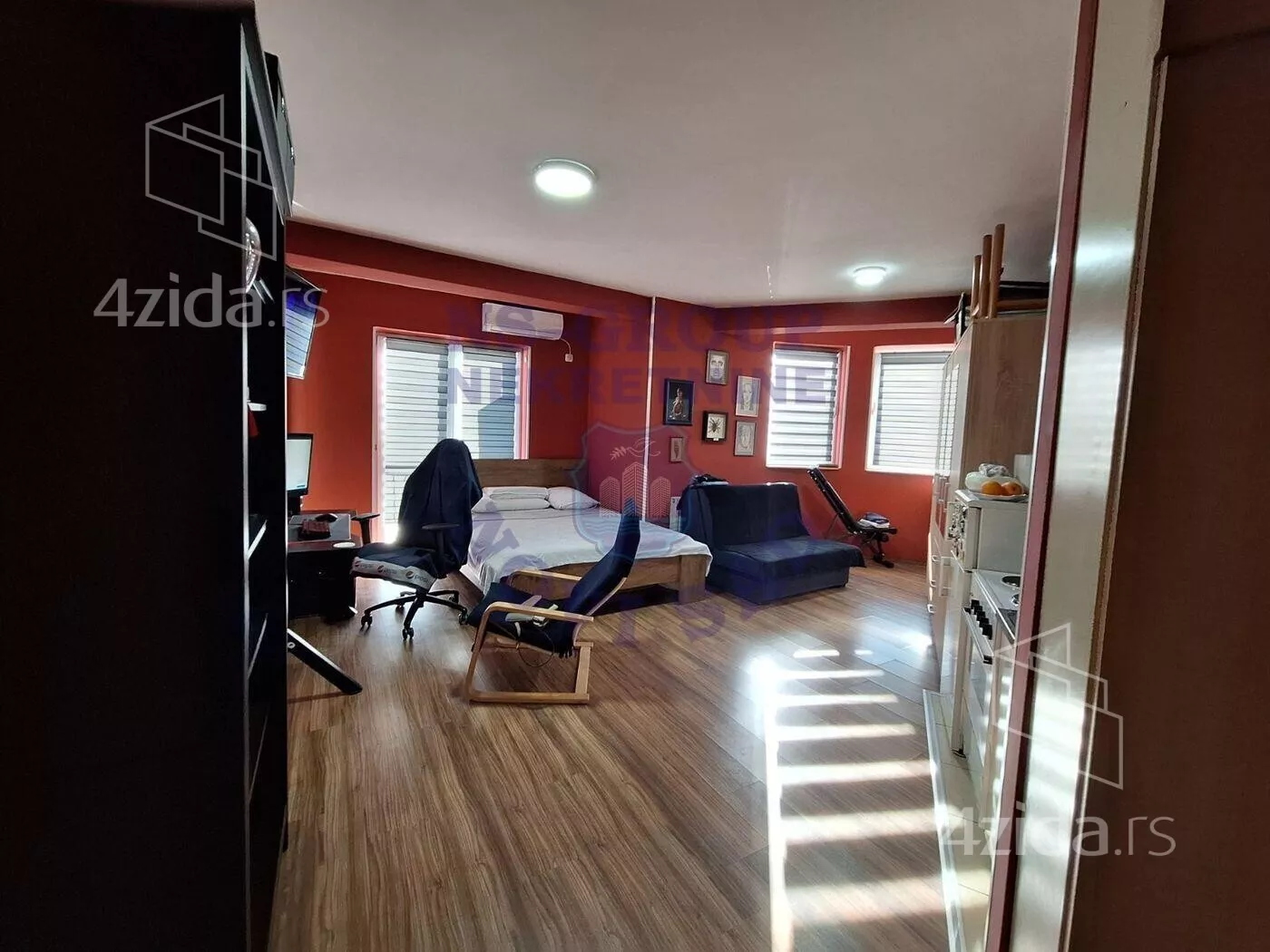 Jednoiposoban stan | 4zida