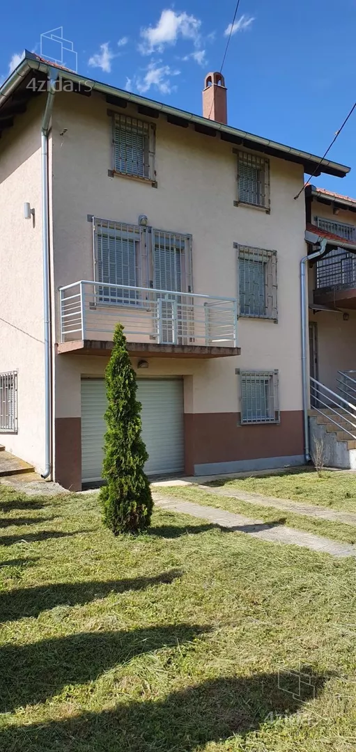3-etažna kuća | 4zida