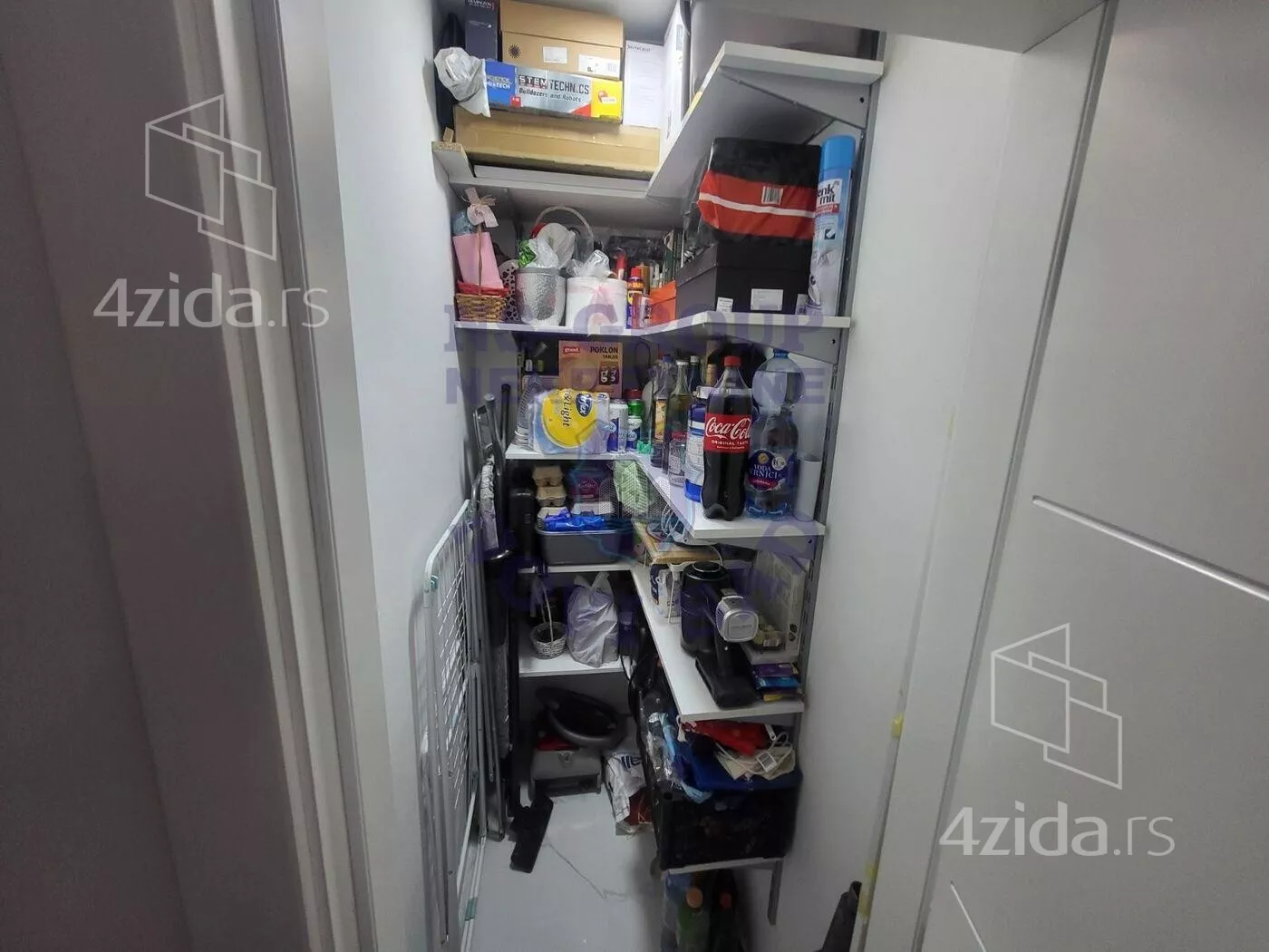 Dvoiposoban stan | 4zida