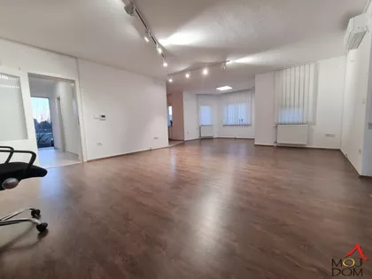 Veternička Rampa | 4zida.rs