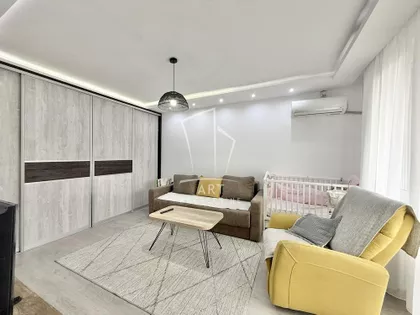 Miladina Zarića | 4zida.rs