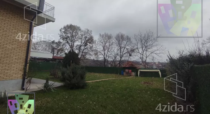 3-etažna kuća | 4zida