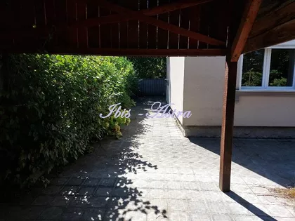 Karla Soprona | 4zida.rs