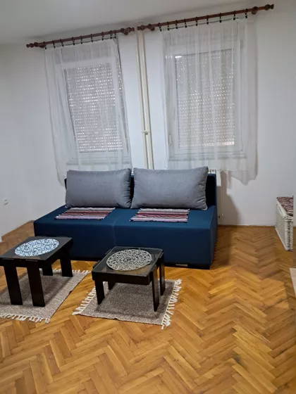 Trg Majke Jevrosime | 4zida.rs
