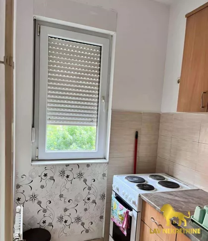 DOŽA ĐERĐA | 4zida.rs