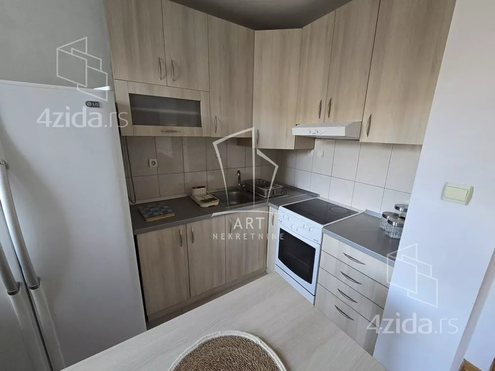 Garsonjera | 4zida