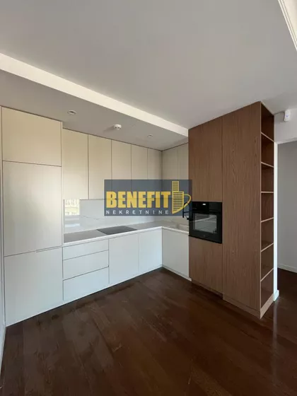 Hram Svetog Save | 4zida.rs