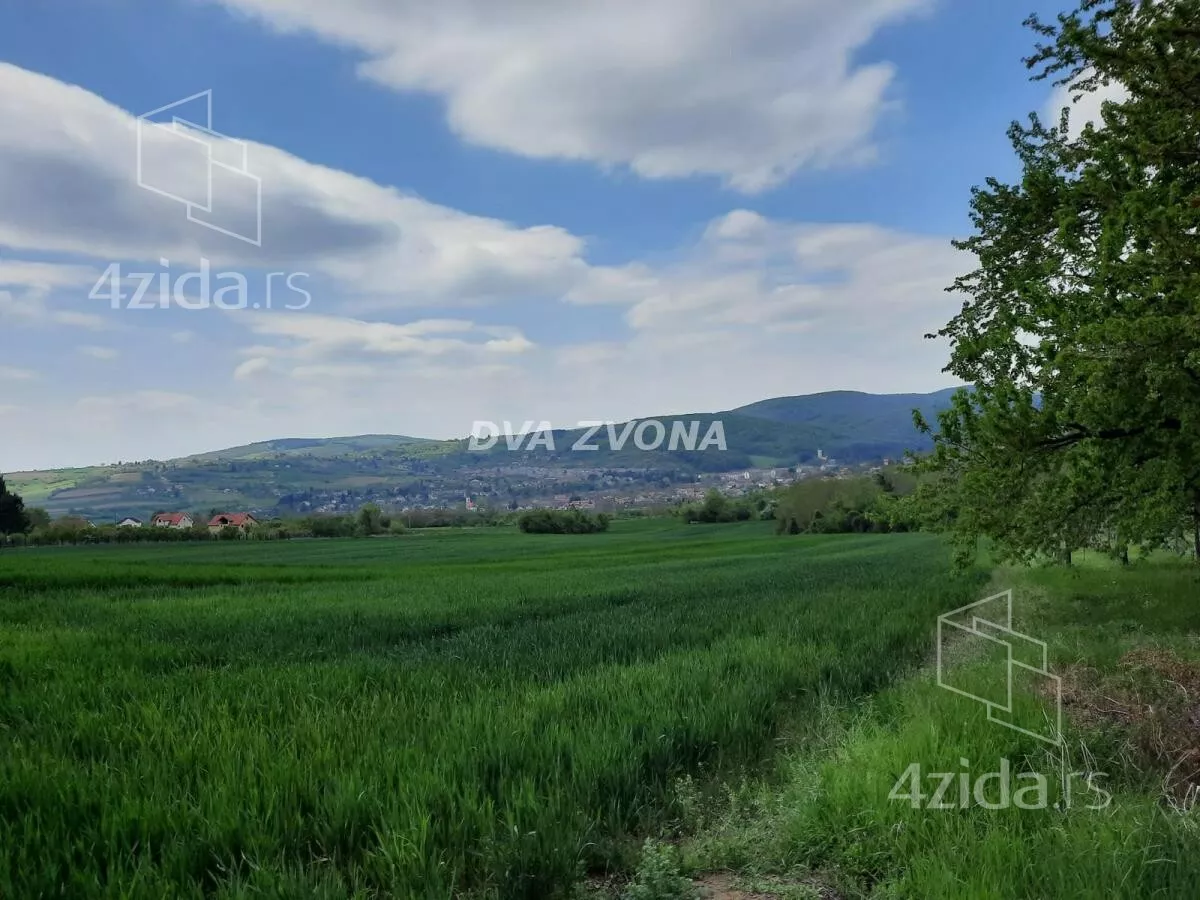 Plac | 4zida