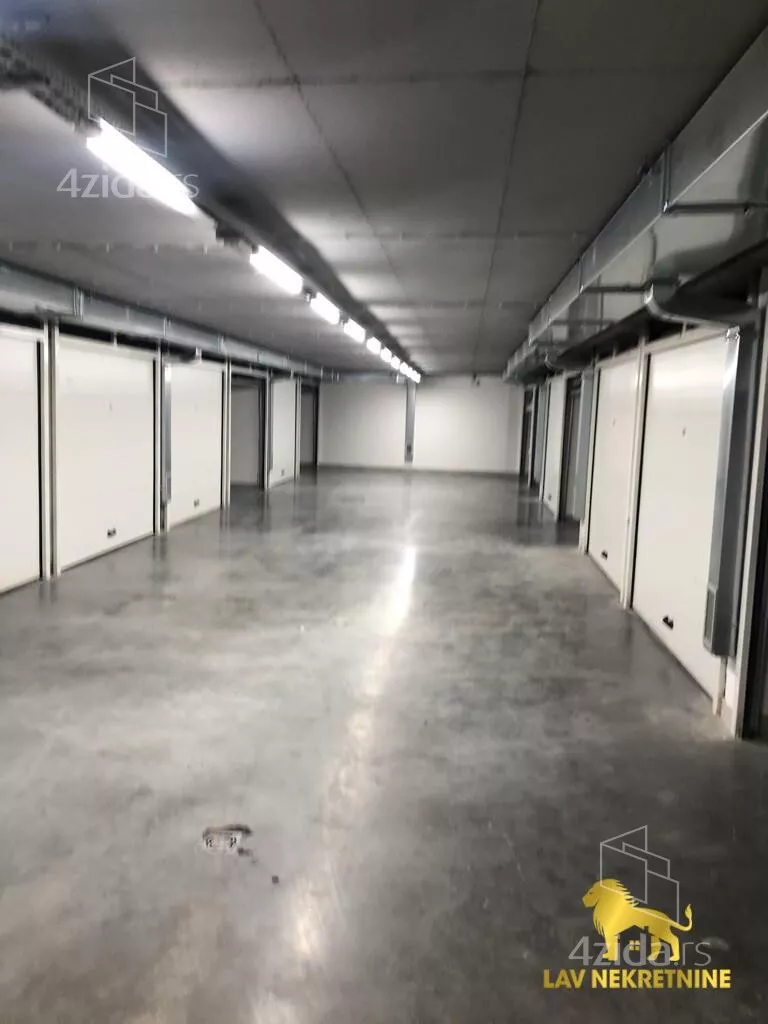 Garaža | 4zida