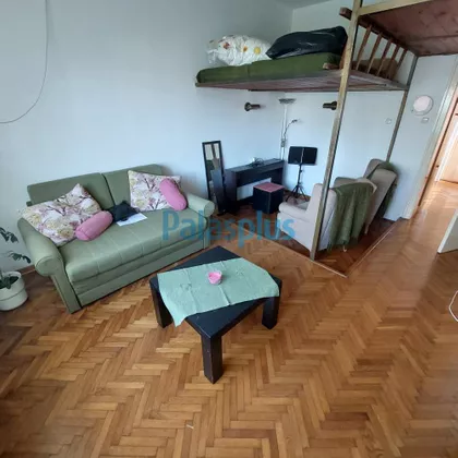 22. oktobra | 4zida.rs