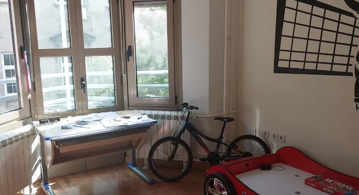 Petosoban stan | 4zida