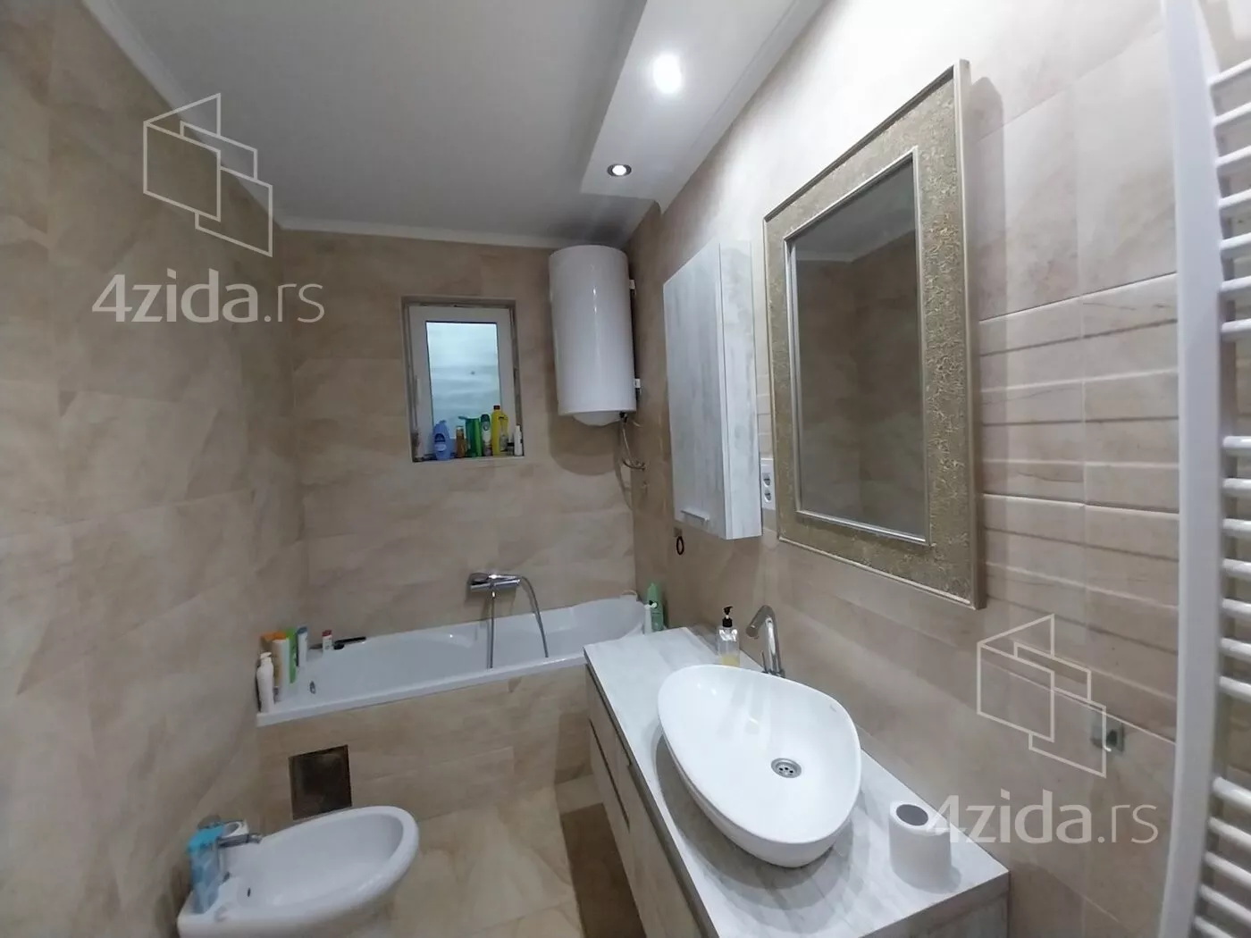 Petosoban stan | 4zida