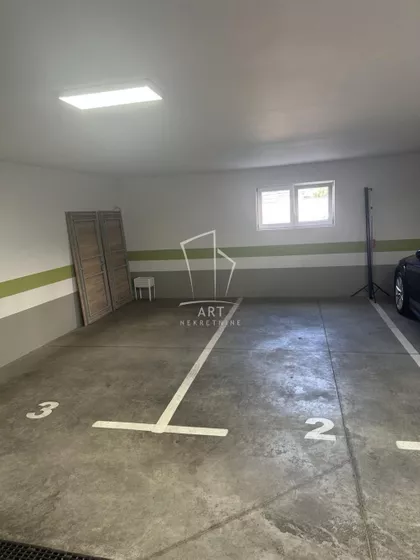 Bosanska | 4zida.rs