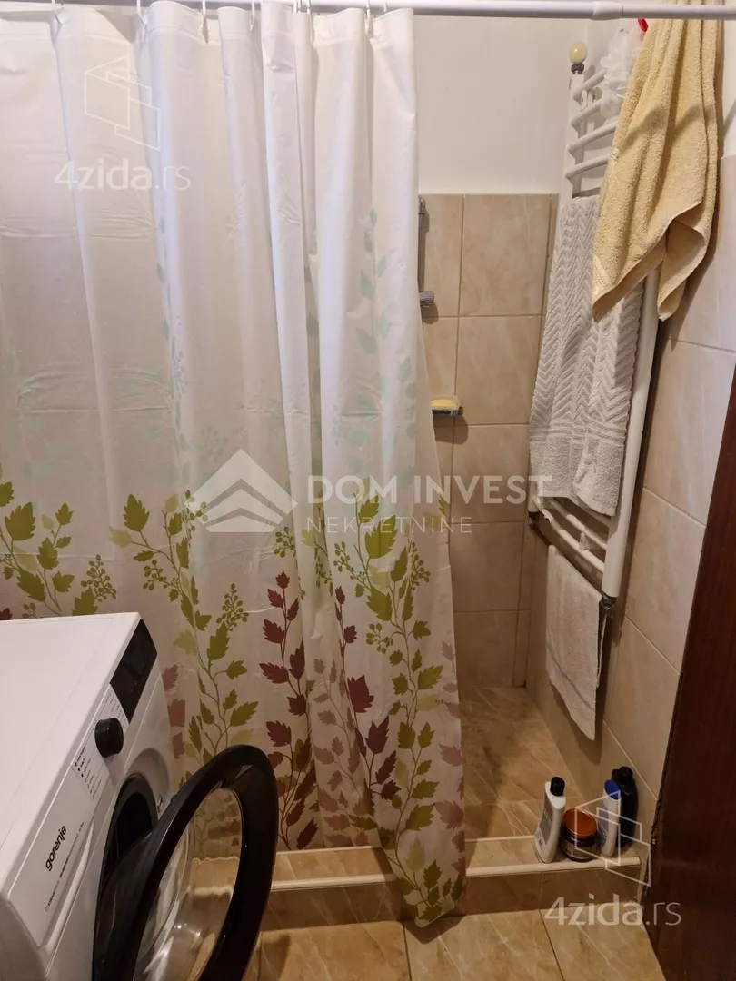 Četvoroiposoban stan | 4zida