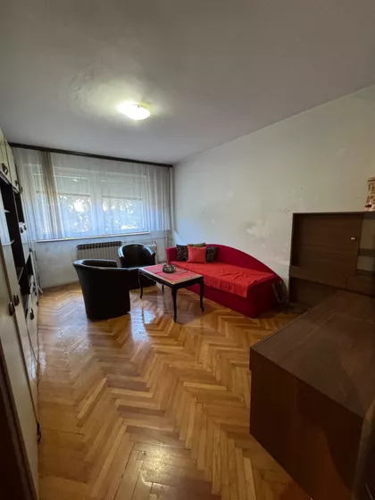 Branka Radičevića 2 | 4zida.rs