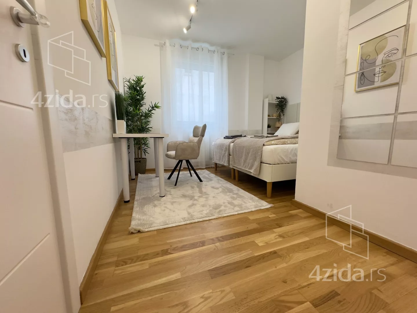 Troiposoban stan | 4zida