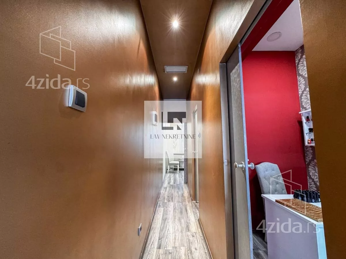 Lokal | 4zida