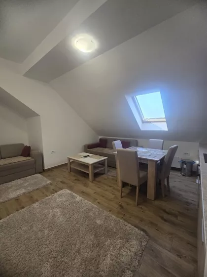 Jovanke Jeftanović | 4zida.rs