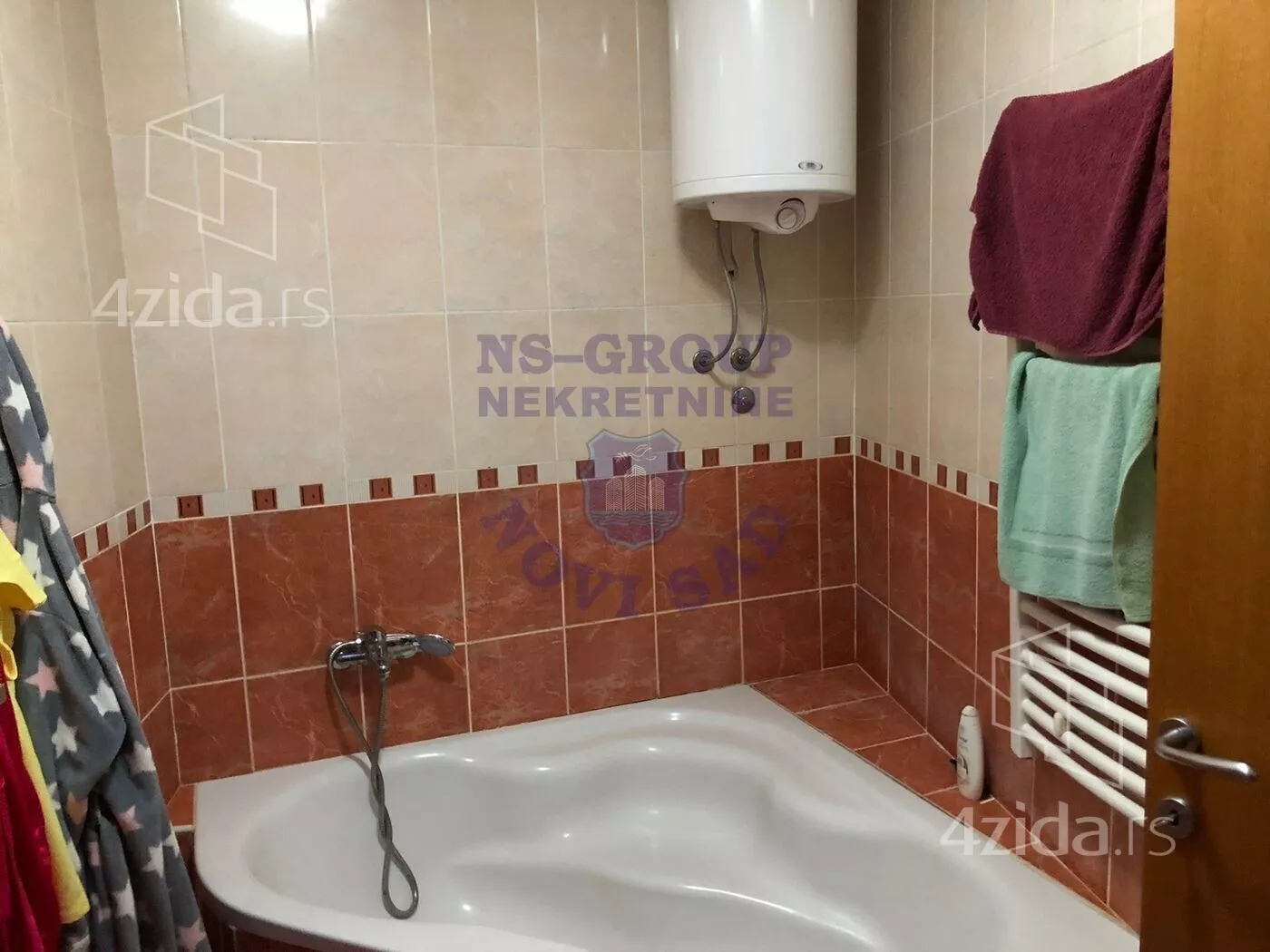 Petosoban stan | 4zida