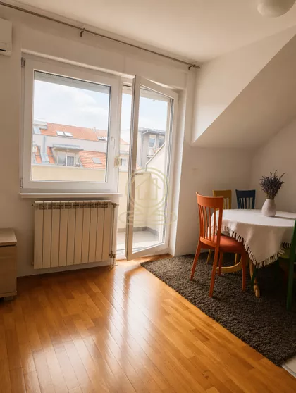 Janka Čmelika | 4zida.rs