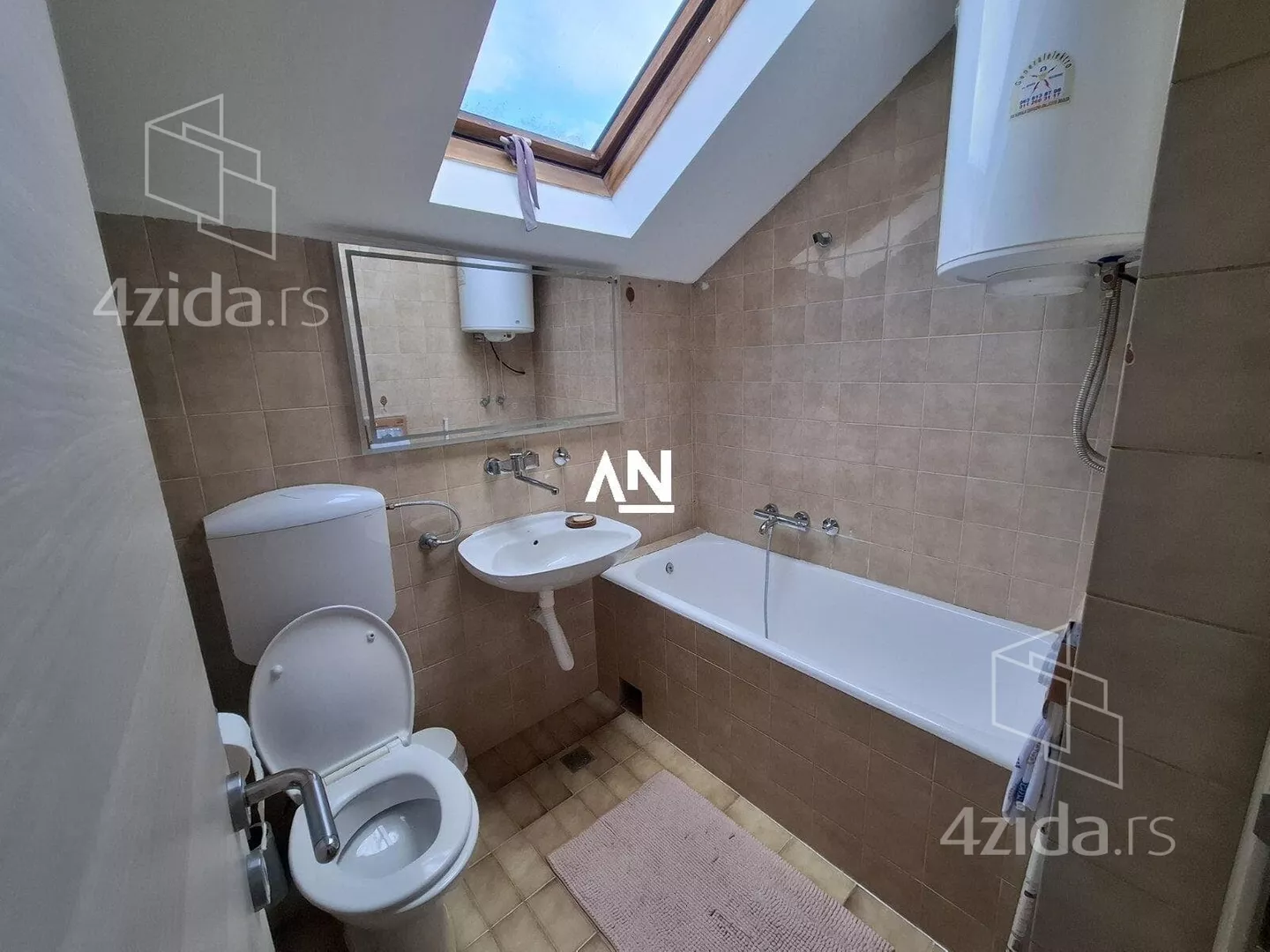 3-etažna kuća | 4zida